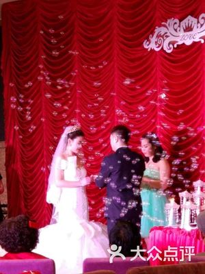 爱程婚庆礼仪服务中心 为您的幸福时刻提供专业、贴心的婚庆礼仪服务